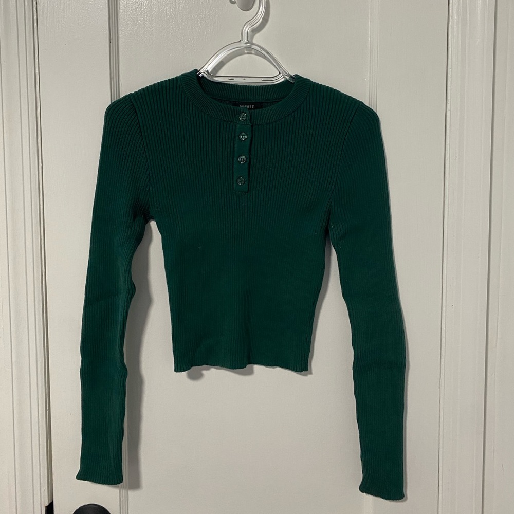 Fitted Cropped Sweater